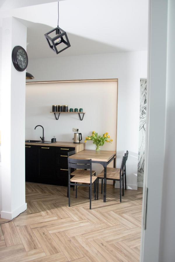 Spring 57 By Housine Appartement Zator Buitenkant foto